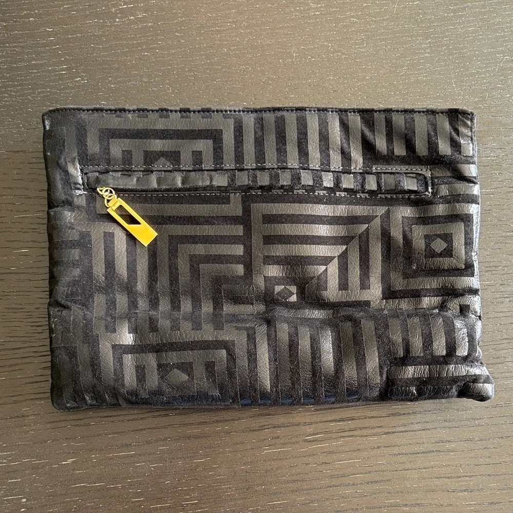 Bags by Pinky Black and Gold Geometric Cosmetic Case